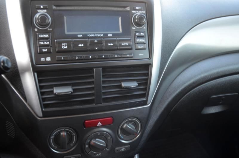 Subaru Forester 2.5X 2013