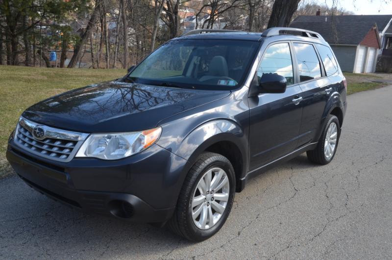 Subaru Forester 2.5X Premium 2013