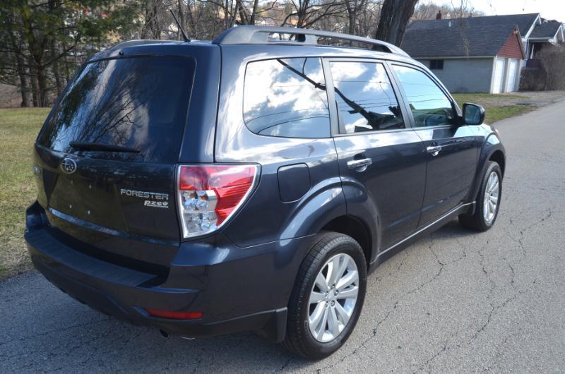 Subaru Forester 2.5X Premium 2013