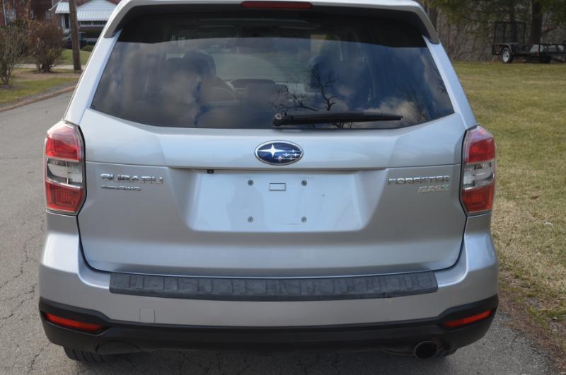 Subaru Forester 2.5i Limited 2014
