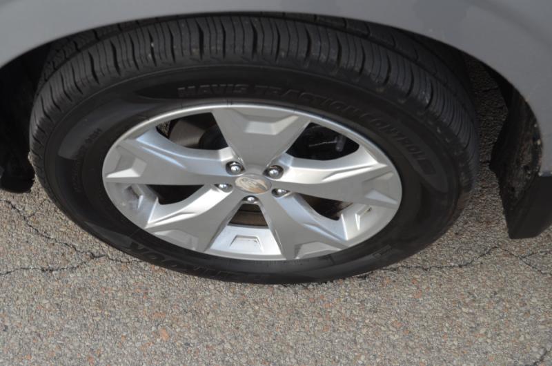 Subaru Forester 2.5i Limited 2014