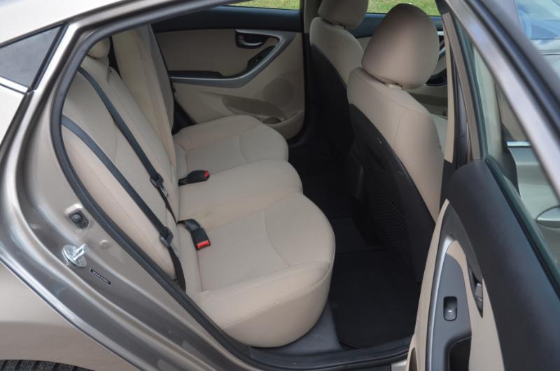 Hyundai Elantra  2016