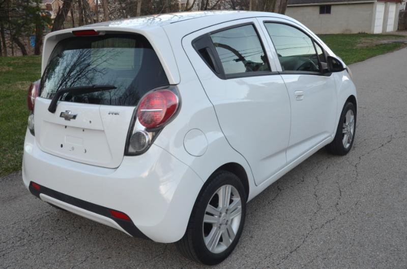 Chevrolet Spark LS Auto 2013