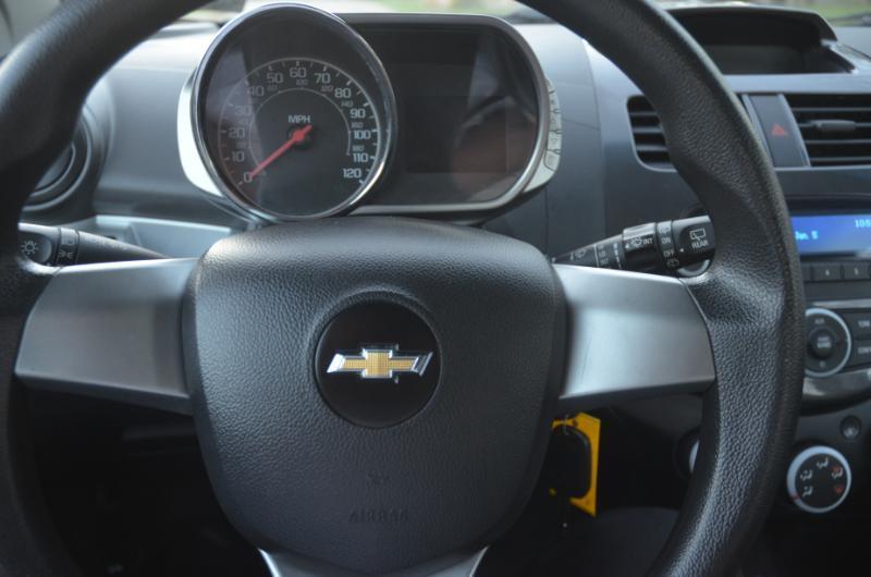 Chevrolet Spark LS Auto 2013