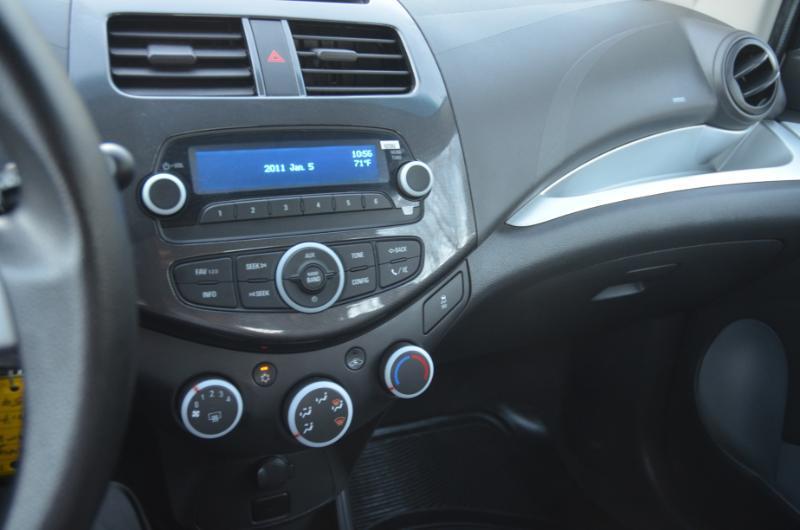 Chevrolet Spark LS Auto 2013