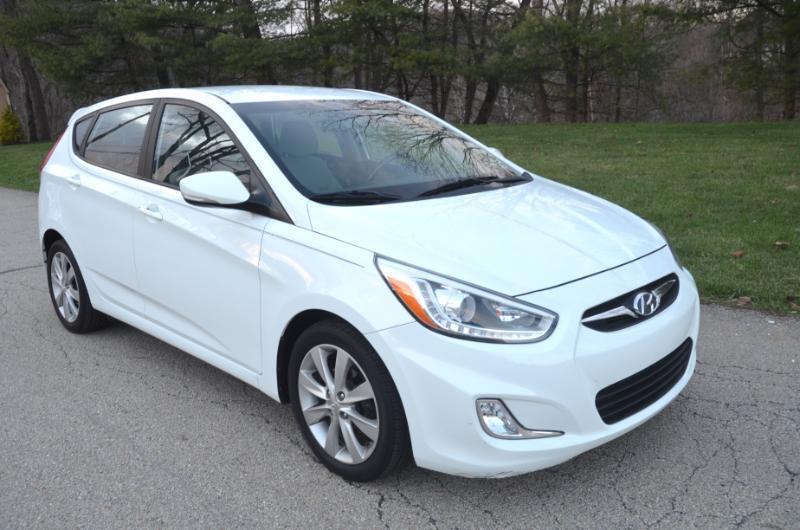 Hyundai Accent SE 5-Door 2014
