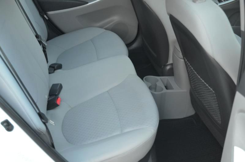 Hyundai Accent SE 5-Door 2014