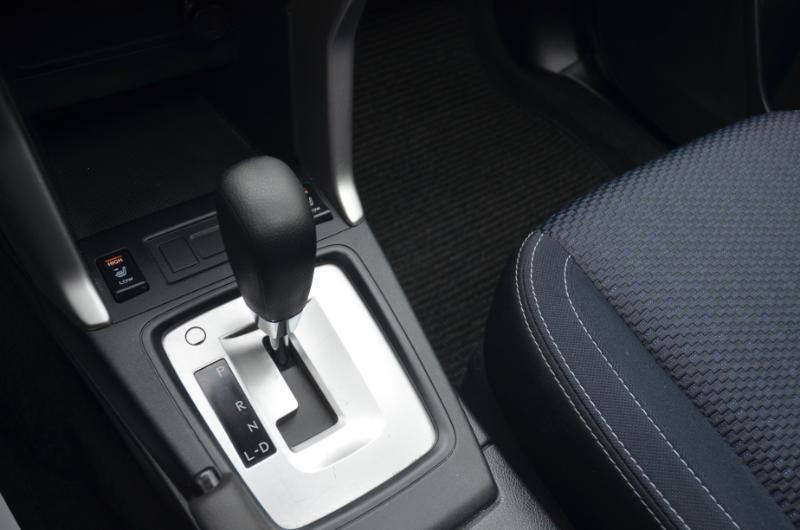 Subaru Forester 2.5i Premium PZEV CVT 2016