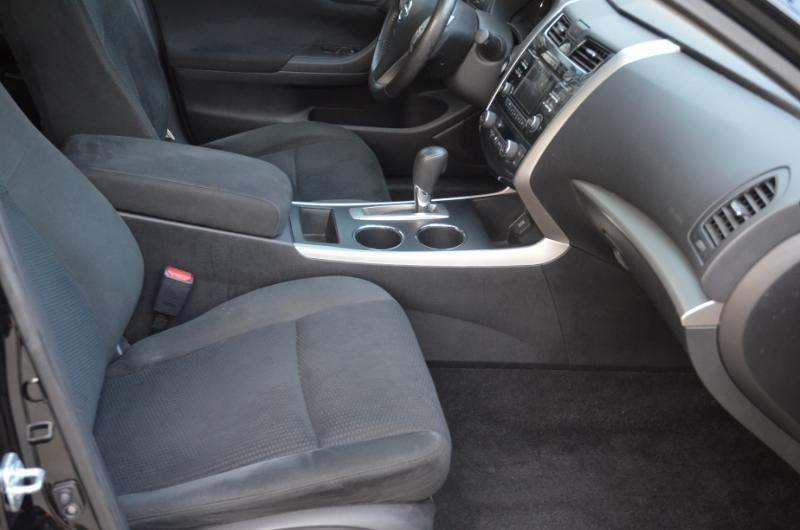 Nissan Altima 2.5 SV 2015