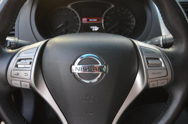 Nissan Altima 2.5 SV 2015