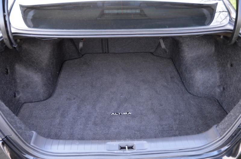 Nissan Altima 2.5 SV 2015