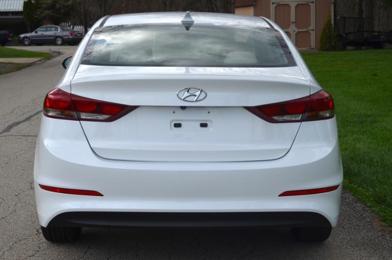Hyundai Elantra SE 2017