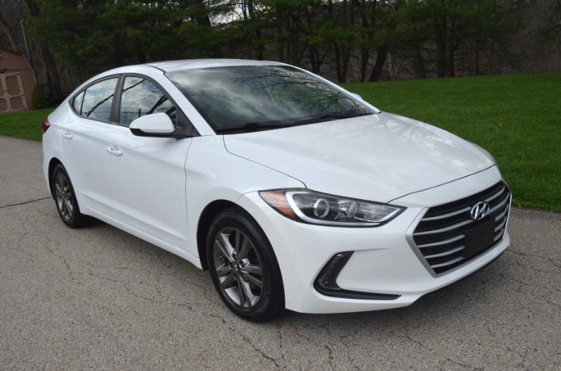 Hyundai Elantra SE 2017