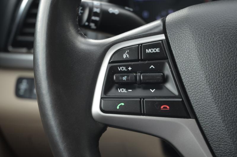 Hyundai Elantra SE 2017