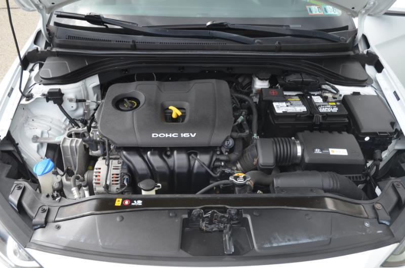 Hyundai Elantra SE 2017