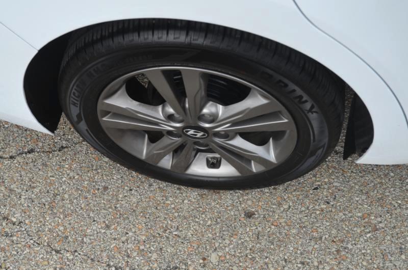 Hyundai Elantra SE 2017