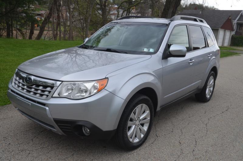 Subaru Forester 2.5X Limited 2012