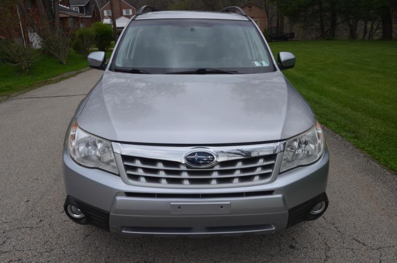Subaru Forester 2.5X Limited 2012