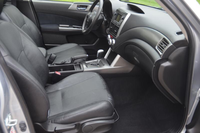 Subaru Forester 2.5X Limited 2012