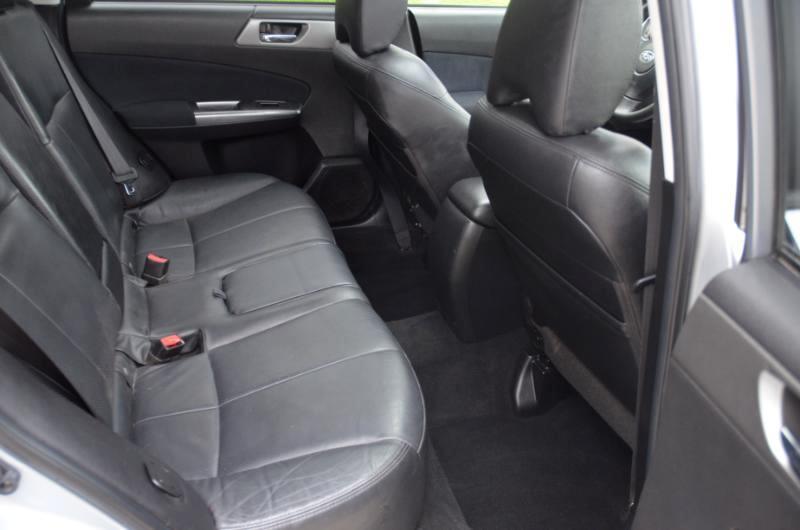 Subaru Forester 2.5X Limited 2012