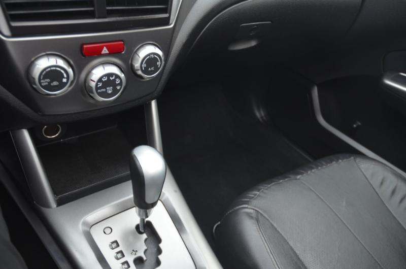 Subaru Forester 2.5X Limited 2012