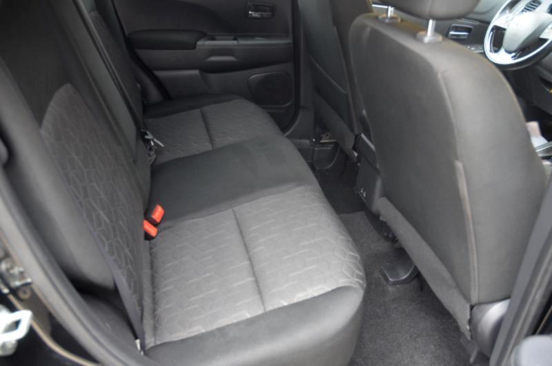 Mitsubishi Outlander Sport  2022