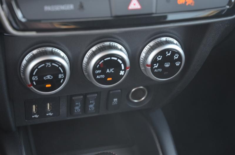 Mitsubishi Outlander Sport  2022