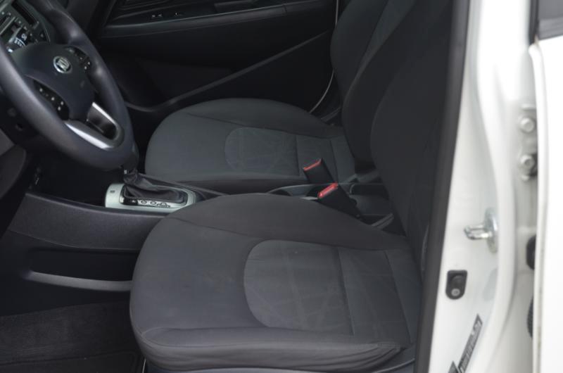 Kia Rio LX 2014