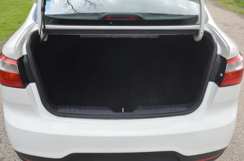 Kia Rio LX 2014