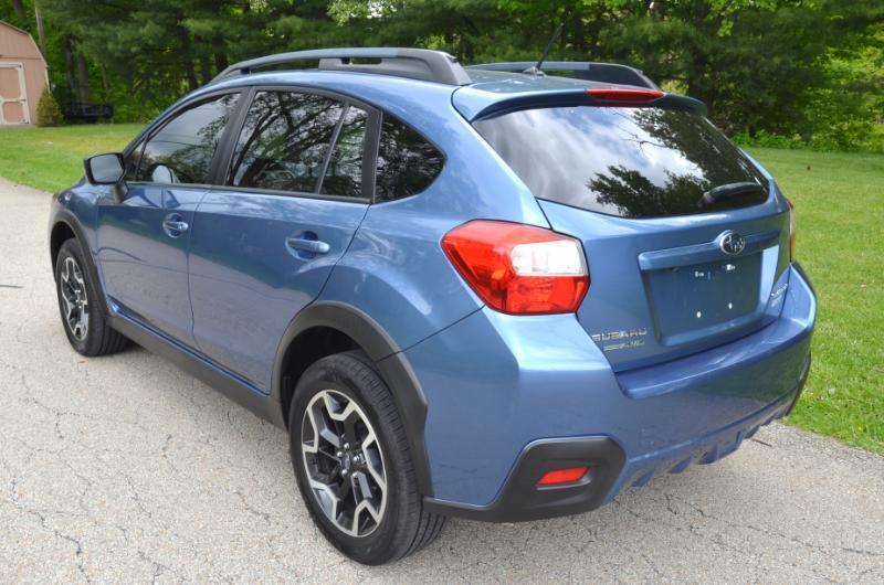 Subaru Crosstrek  2016