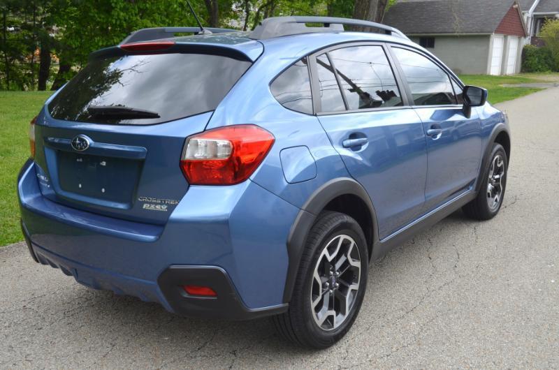 Subaru Crosstrek  2016