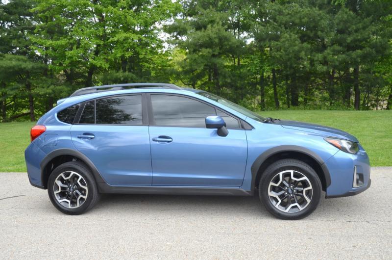 Subaru Crosstrek  2016