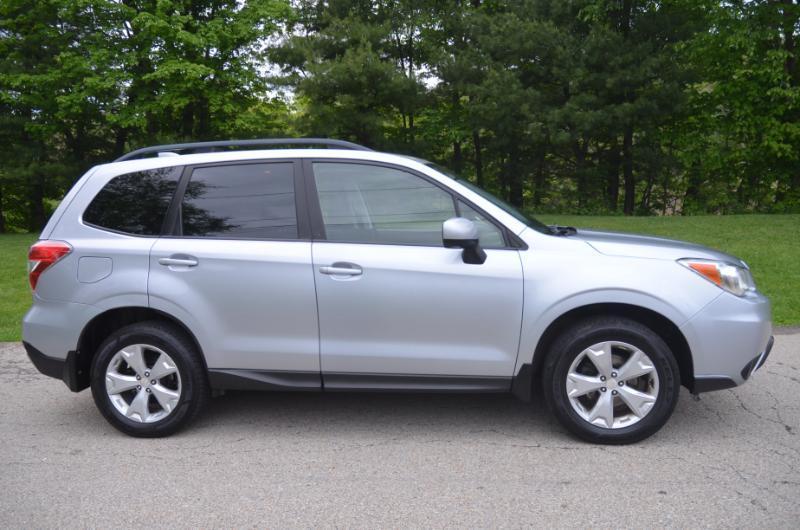 Subaru Forester 2.5i Premium 2016