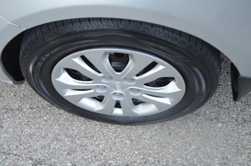 Kia Forte EX 2012