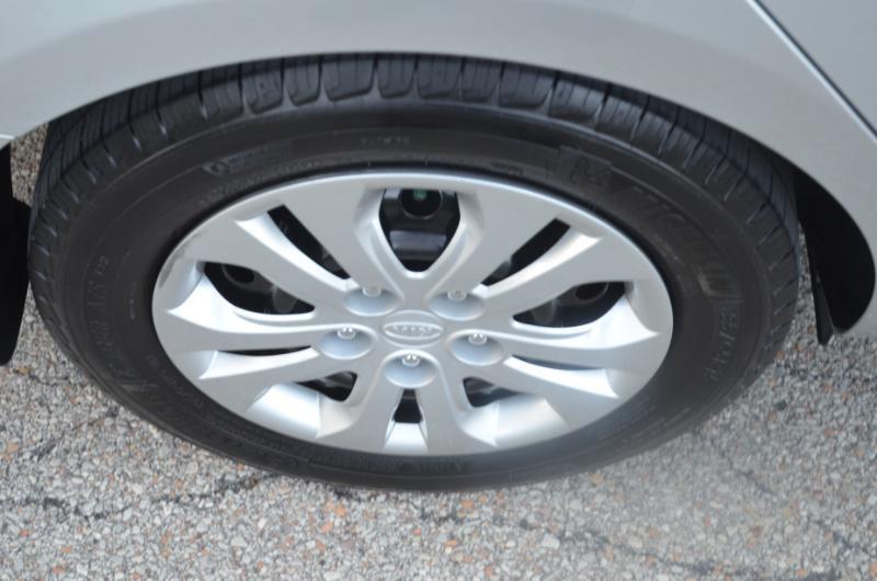 Kia Forte EX 2012