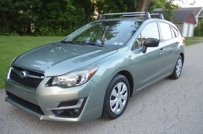 Subaru Impreza 2.0i PZEV CVT 5-Door 2016