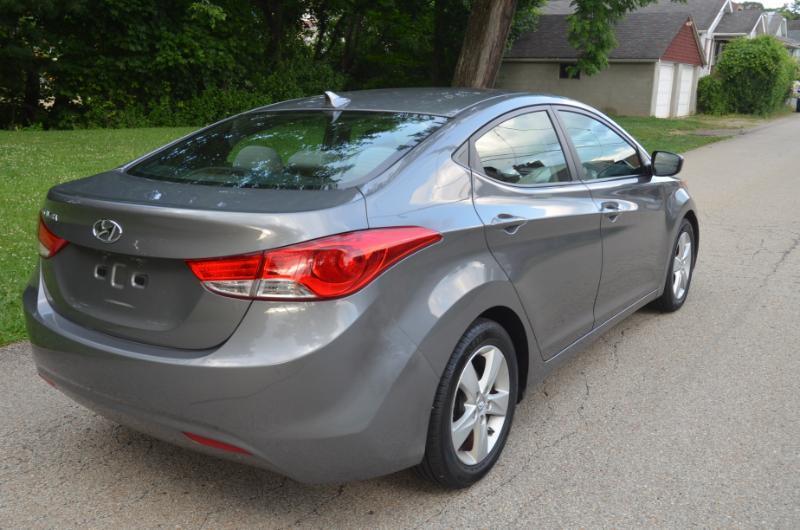 Hyundai Elantra GLS 2013