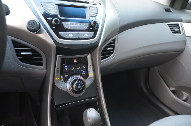 Hyundai Elantra GLS 2013
