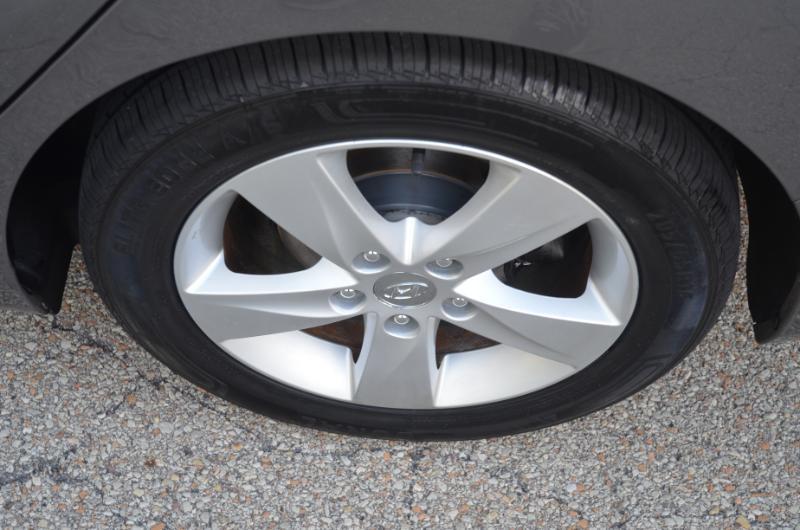 Hyundai Elantra GLS 2013