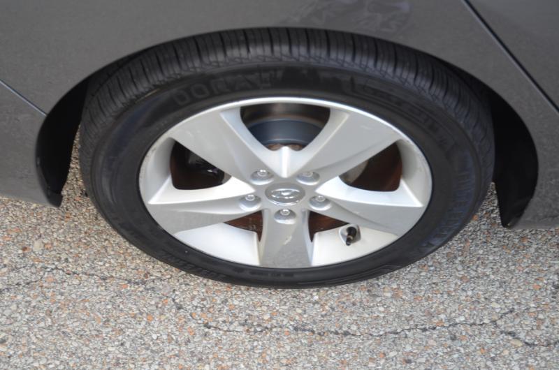 Hyundai Elantra GLS 2013