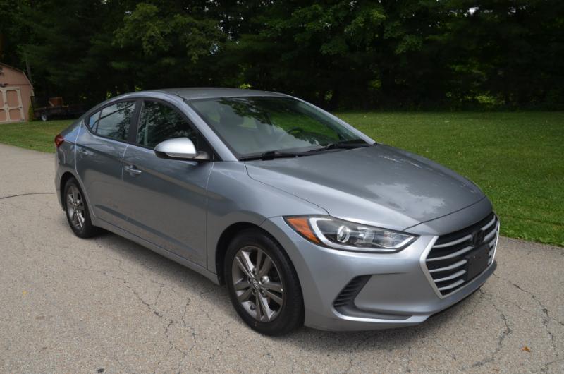 Hyundai Elantra SE 2017