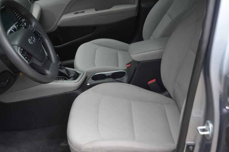 Hyundai Elantra SE 2017