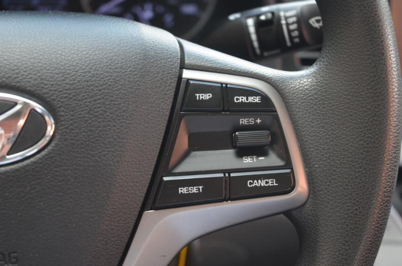 Hyundai Elantra SE 2017