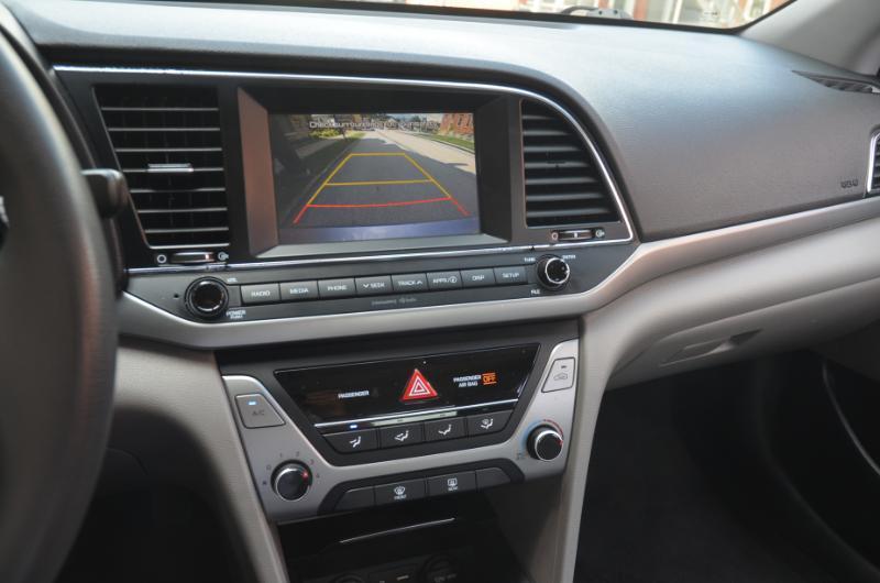 Hyundai Elantra SE 2017