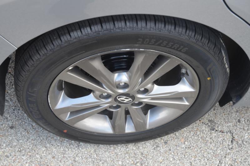 Hyundai Elantra SE 2017
