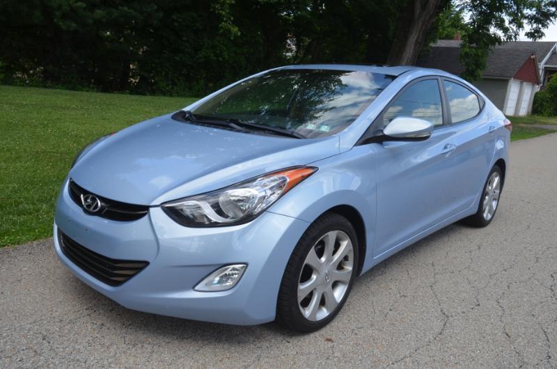 Hyundai Elantra Limited 2012