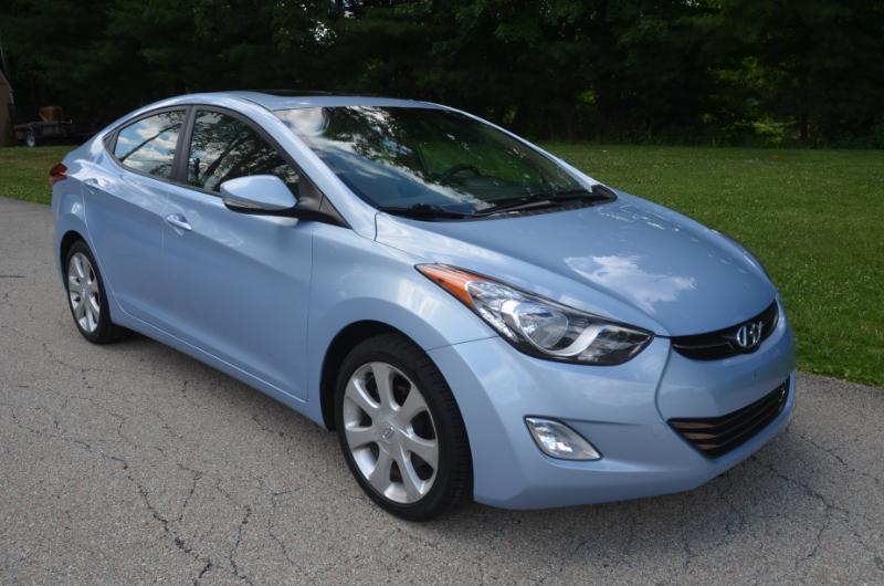 Hyundai Elantra Limited 2012