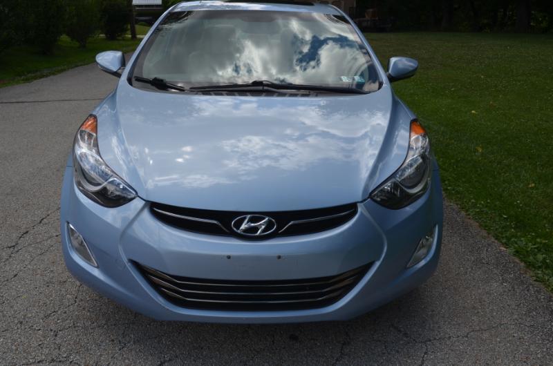 Hyundai Elantra Limited 2012