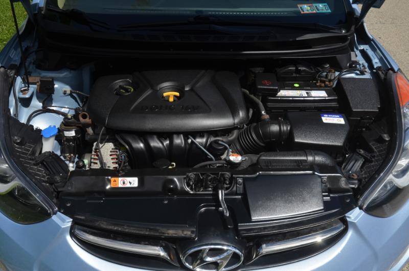 Hyundai Elantra Limited 2012