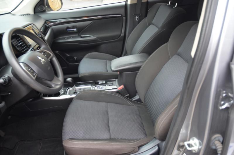 Mitsubishi Outlander ES AWD 2019